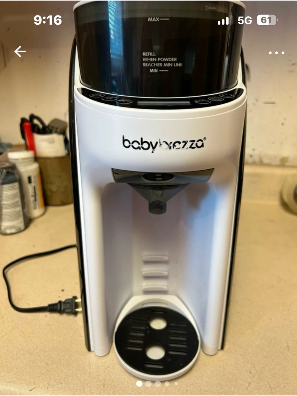 Baby Brezza Formula Pro - White and Gray Automatic Formula Maker - Picture 8 of 8